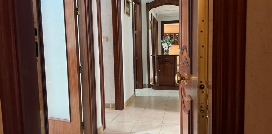 Apartament w Torrevieja, Alicante, Hiszpania 3 sypialnie, 110 mkw. nr 155686