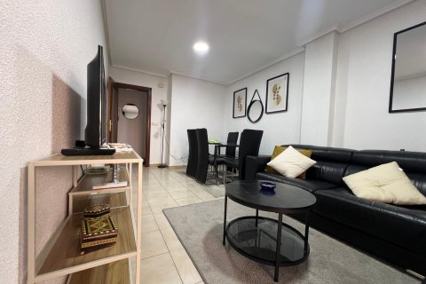Apartament w Torrevieja, Alicante, Hiszpania 3 sypialnie, 110 mkw. nr 155686 – zdjęcie 22