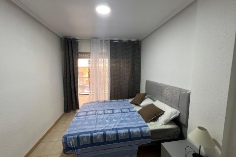 Apartament w Torrevieja, Alicante, Hiszpania 3 sypialnie, 110 mkw. nr 155686 – zdjęcie 25