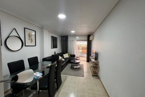 Apartament w Torrevieja, Alicante, Hiszpania 3 sypialnie, 110 mkw. nr 155686 – zdjęcie 8