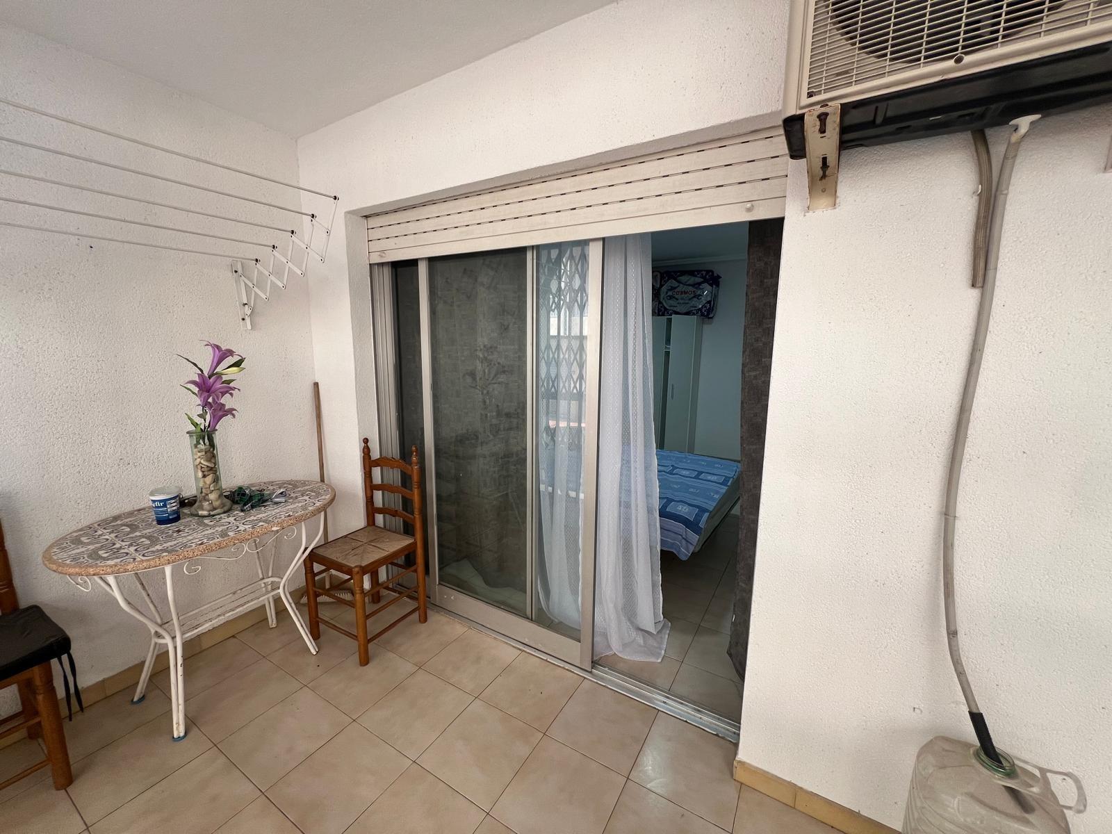 Apartamento en Torrevieja, Alicante, España 3 dormitorios, 110 m2 No. 155686
