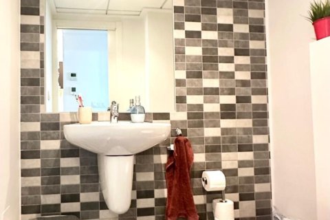 Radhus till salu i Torrevieja, Alicante, Spanien 2 sovrum, 115 kvm. Nr. 155682 - foto 10