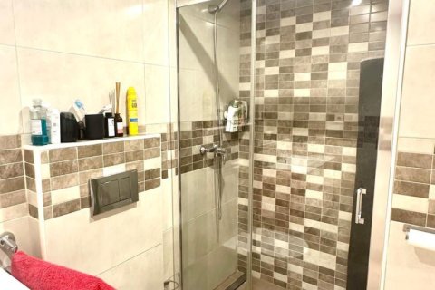 Radhus till salu i Torrevieja, Alicante, Spanien 2 sovrum, 115 kvm. Nr. 155682 - foto 24