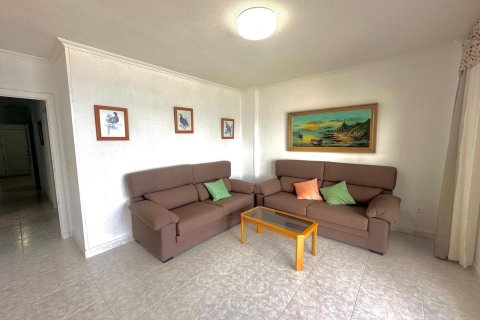 Apartamento en venta en Torrevieja, Alicante, España 3 dormitorios, 120 m2 No. 155687 - foto 4