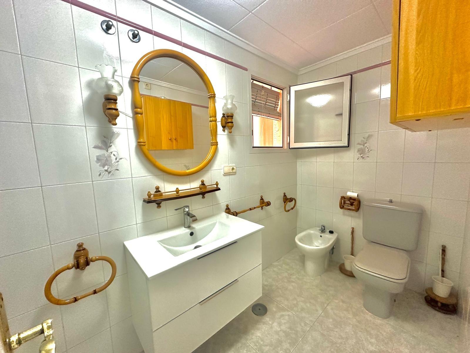 Apartment in Torrevieja, Alicante, Spain 3 bedrooms, 120 sq.m. No. 155687