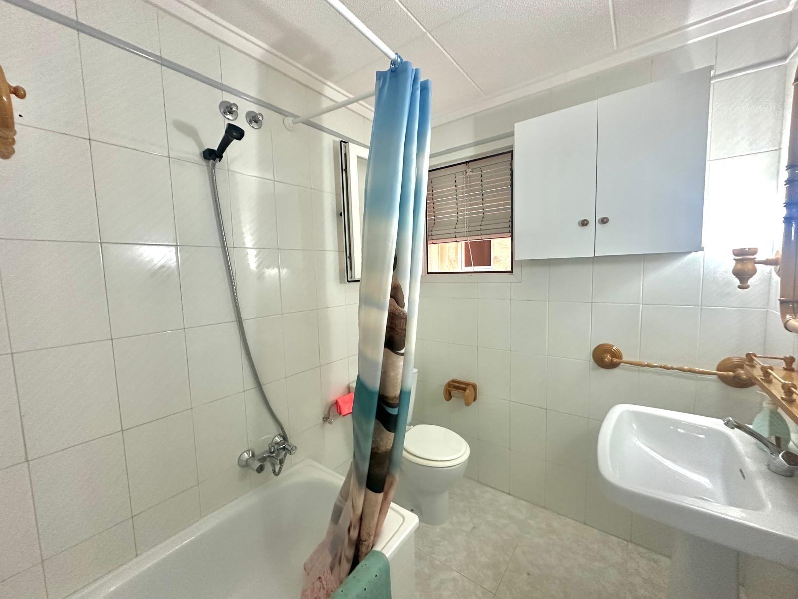 Apartment in Torrevieja, Alicante, Spain 3 bedrooms, 120 sq.m. No. 155687