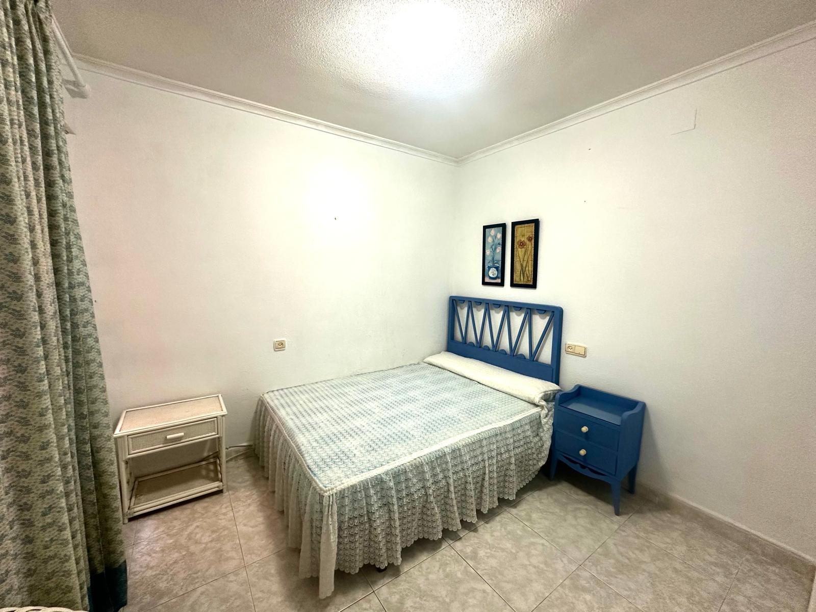 Apartment in Torrevieja, Alicante, Spain 3 bedrooms, 120 sq.m. No. 155687