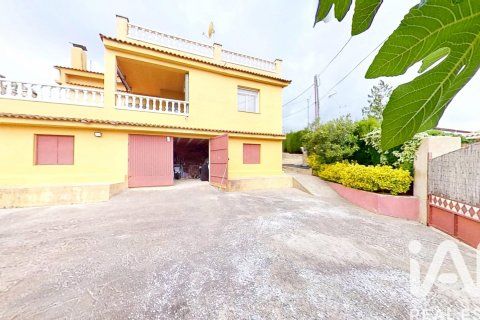 Casa a La Bisbal Del Penedes, Tarragona, Spagna 4 camere da letto, 160 mq. N° 172296
