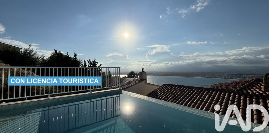 Talo Roses, Girona, Espanja 3 makuuhuonetta, 180 m2 No. 172298