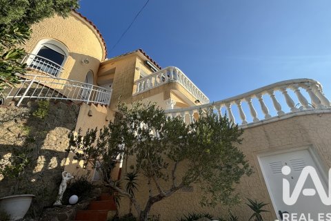 Talo myytävänä Roses, Girona, Espanja, 3 makuuhuonetta, 180 m2 No. 172298 - kuva 4