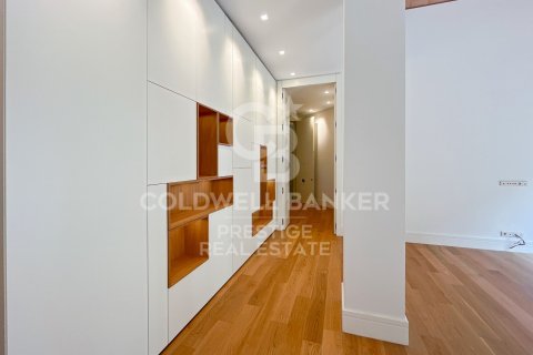 Apartment à vendre à Barcelona, Espagne, 2 chambres, 146 m2 No. 160196 - photo 4