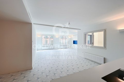 Huoneisto myytävänä Barcelona, Espanja, 3 makuuhuonetta, 232 m2 No. 160198 - kuva 14