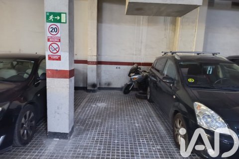 Garaż w Madrid, Hiszpania nr 184761