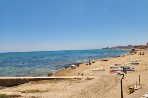 Huoneisto myytävänä La Mata, Alicante, Espanja, 2 makuuhuonetta, 70 m2 No. 178291 - kuva 20