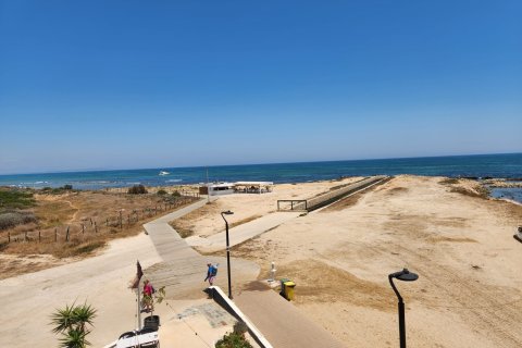 Huoneisto myytävänä La Mata, Alicante, Espanja, 2 makuuhuonetta, 70 m2 No. 178291 - kuva 16