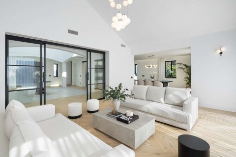 Villa à vendre à Benahavis, Malaga, Espagne, 5 chambres, 478 m2 No. 174654 - photo 9