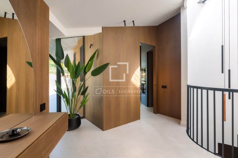 Villa for sale in Premia De Dalt, Barcelona, Spain 5 bedrooms, 525 sq.m. No. 195599 - photo 7