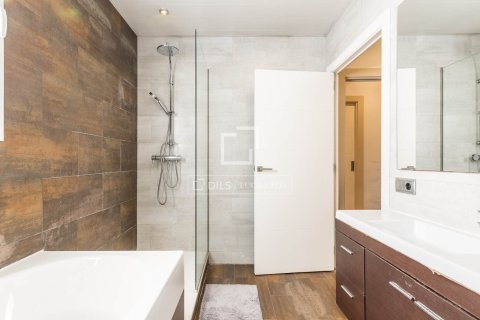 Attico in vendita a Barcelona, Spagna 3 camere da letto, 90 mq. N° 195602 - foto 26