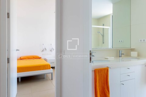 Villa for sale in Sant Andreu de Llavaneres, Barcelona, Spain 5 bedrooms, 617 sq.m. No. 195601 - photo 16