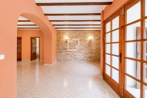 Finca en venta en Sitges, Barcelona, España 4 dormitorios, 229 m2 No. 195604 - foto 5