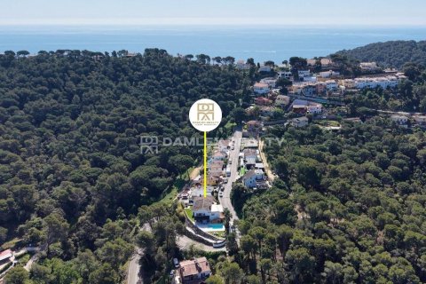 House for sale in Blanes, Girona, Spain 5 bedrooms, 381 sq.m. No. 177090 - photo 2