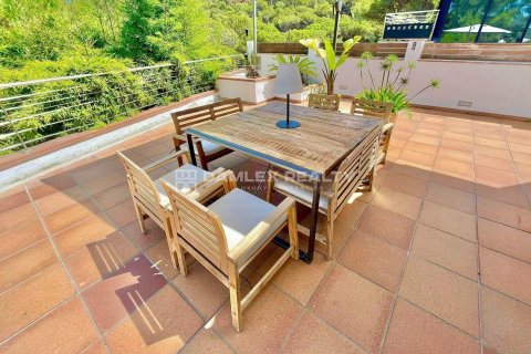 House for sale in Blanes, Girona, Spain 5 bedrooms, 381 sq.m. No. 177090 - photo 11