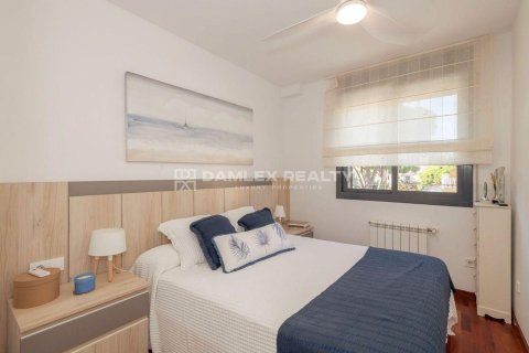 Kamienica w Platja D'aro, Girona, Hiszpania 4 sypialnie, 120 mkw. nr 177092 – zdjęcie 7