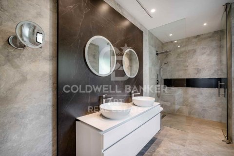 Villa for sale in Marbella, Malaga, Spain 6 bedrooms, 868 sq.m. No. 158670 - photo 16