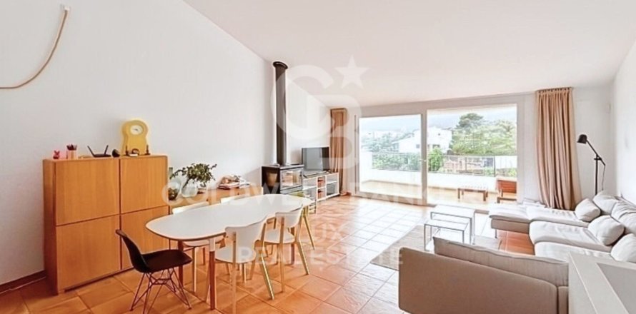 Talo Cadaques, Girona, Espanja 4 makuuhuonetta, 202 m2 No. 158671