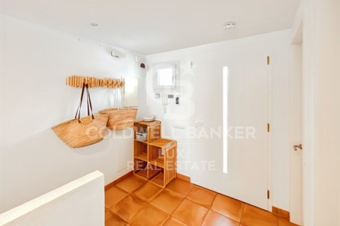 House for sale in Cadaques, Girona, Spain 4 bedrooms, 202 sq.m. No. 158671 - photo 13