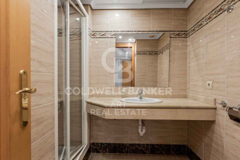 Huoneisto myytävänä Estepona, Malaga, Espanja, 2 makuuhuonetta, 72 m2 No. 158665 - kuva 15