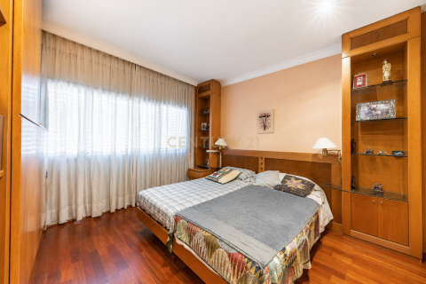 Сasa en venta en Sant Cugat del Vallès, Barcelona, España 5 dormitorios, 432 m2 No. 172031 - foto 13