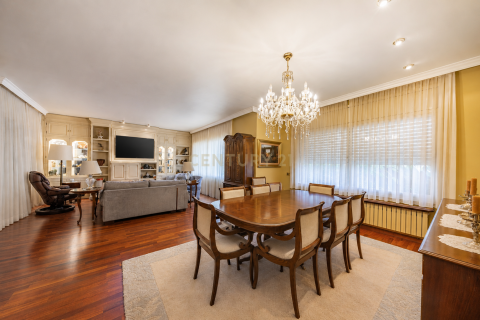 Сasa en venta en Sant Cugat del Vallès, Barcelona, España 5 dormitorios, 432 m2 No. 172031 - foto 5