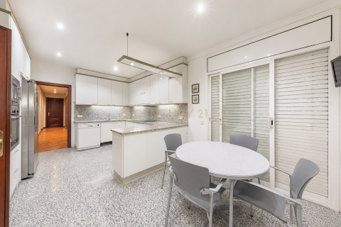 Сasa en venta en Sant Cugat del Vallès, Barcelona, España 5 dormitorios, 432 m2 No. 172031 - foto 10