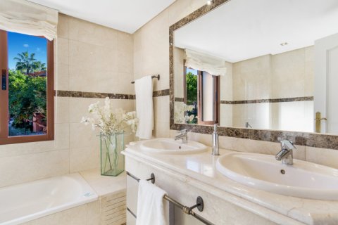 Wohnung zur Miete in Marbella, Malaga, Spanien 3 Schlafzimmer, 200 m2 Nr. 172035 - Foto 7