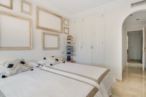 Wohnung zur Miete in Marbella, Malaga, Spanien 3 Schlafzimmer, 200 m2 Nr. 172035 - Foto 12