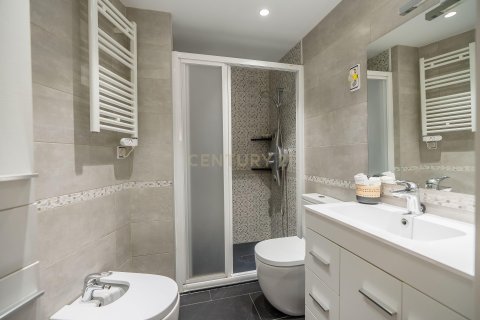 Apartament w Barcelona, Hiszpania 1 sypialnia, 61 mkw. nr 172030 – zdjęcie 27