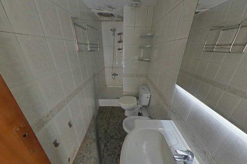 Apartamento en venta en Badalona, Barcelona, España 3 dormitorios, 50 m2 No. 172034 - foto 15