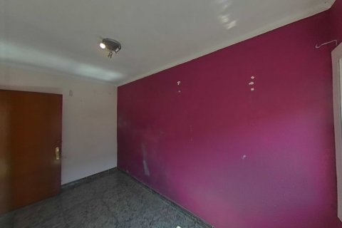 Apartamento en venta en Badalona, Barcelona, España 3 dormitorios, 50 m2 No. 172034 - foto 5