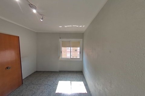 Apartamento en venta en Badalona, Barcelona, España 3 dormitorios, 50 m2 No. 172034 - foto 11
