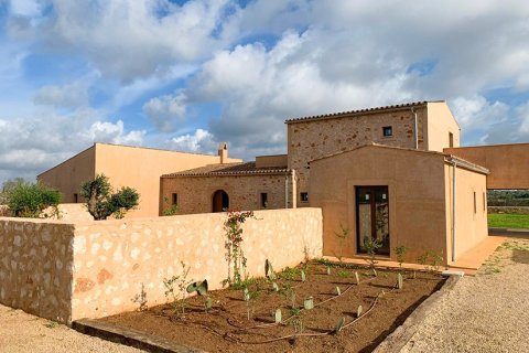 Villa for sale in Santanyi, Mallorca, Spain 5 bedrooms, 464 sq.m. No. 181136 - photo 5