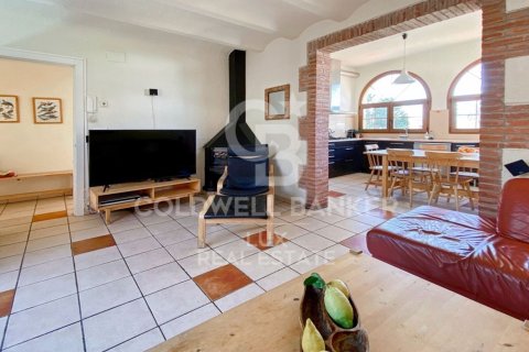 Продажа дома в Эмпуриабрава, Герона, Испания 7 спален, 276м2 №160368 - фото 5