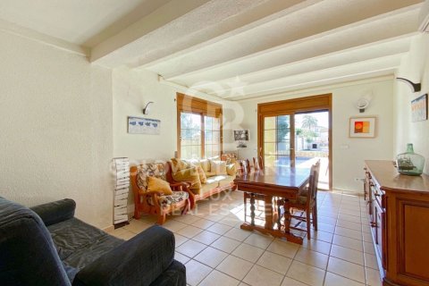 Продажа дома в Эмпуриабрава, Герона, Испания 7 спален, 276м2 №160368 - фото 11