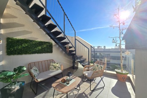 Продажа квартиры в Аликанте, Испания 2 спальни, 73м2 №147496 - фото 12