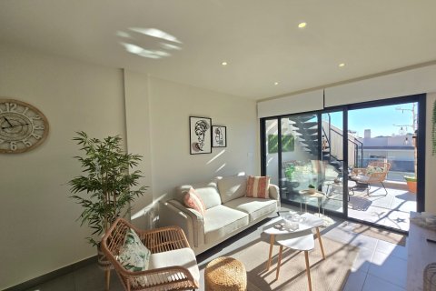 Продажа квартиры в Аликанте, Испания 2 спальни, 73м2 №147496 - фото 20