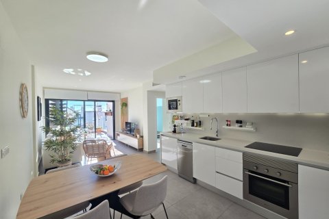 Продажа квартиры в Аликанте, Испания 2 спальни, 73м2 №147496 - фото 25