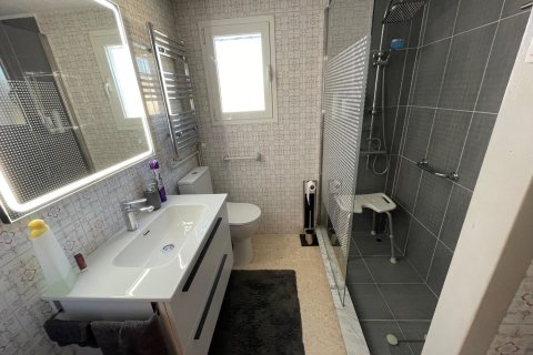 Продажа виллы в Л'Альфас дель Пи, Аликанте, Испания 2 спальни, 120м2 №147495 - фото 29