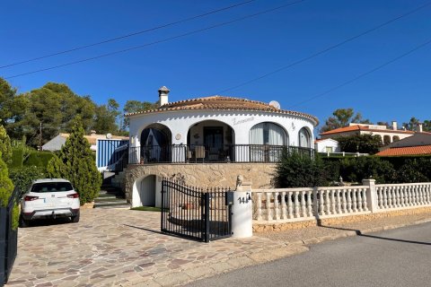 Villa en L'Alfàs del Pi, Alicante, España 2 dormitorios, 120 m2 No. 147495
