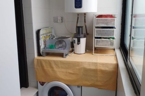 Продажа квартиры в Бенидорм, Аликанте, Испания 2 спальни, 85м2 №147492 - фото 6