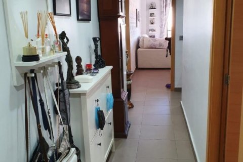 Продажа квартиры в Бенидорм, Аликанте, Испания 2 спальни, 85м2 №147492 - фото 11